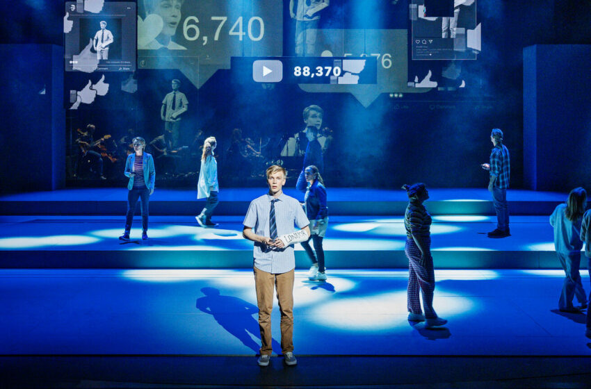  Rakas Evan Hansen